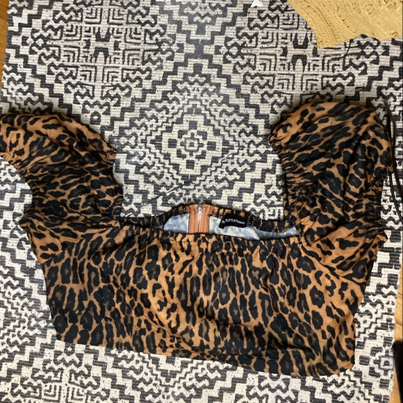 Crop Top - Picture 2 of 3